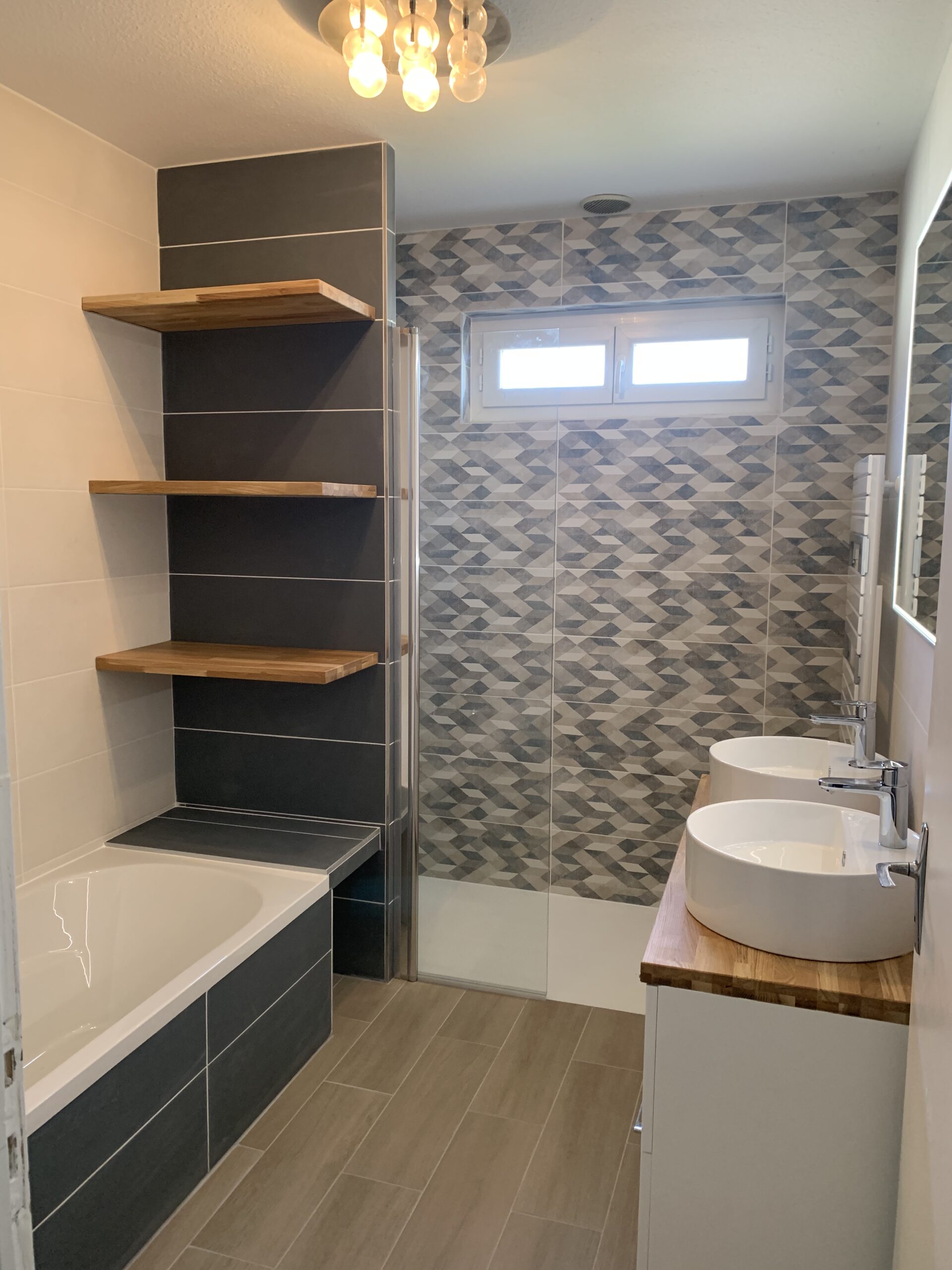 salle de bains après